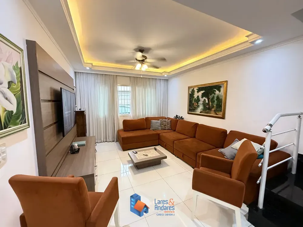 Casa, 3 quartos, 146 m² - Foto 1
