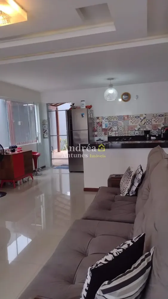 Casa, 3 quartos, 130 m² - Foto 2