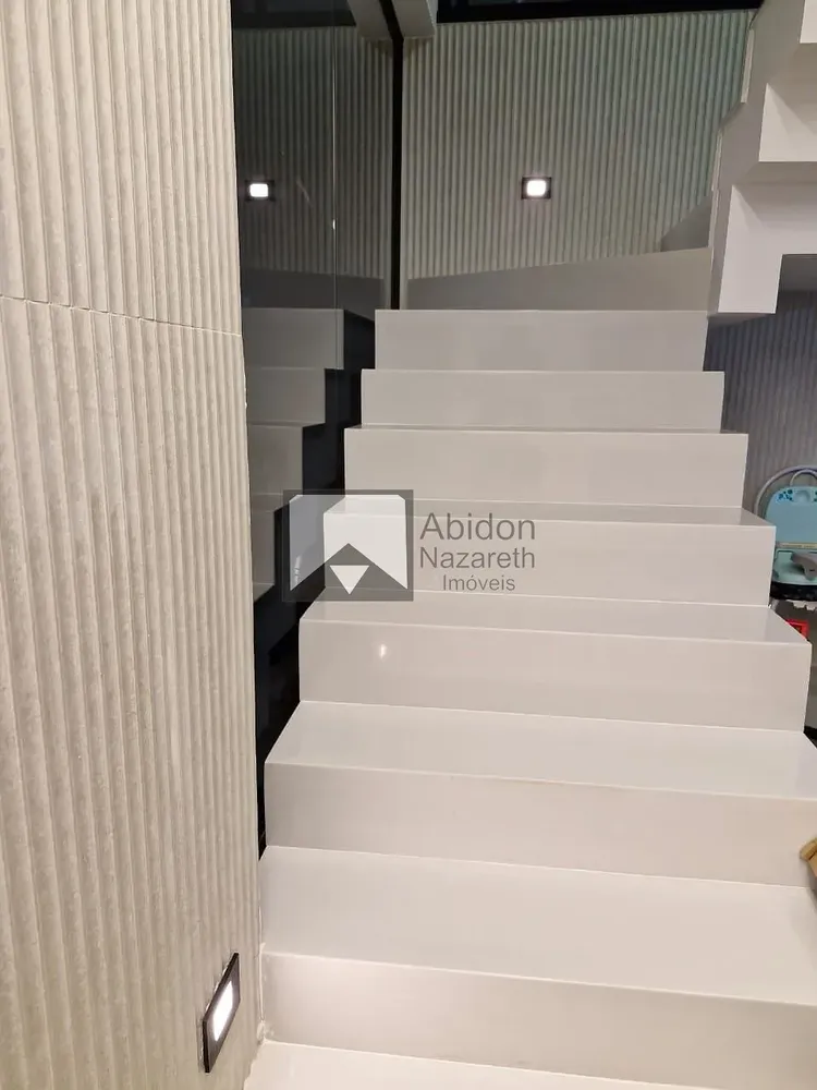 Casa, 4 quartos, 263 m² - Foto 9