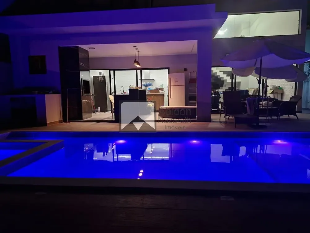 Casa, 4 quartos, 263 m² - Foto 32