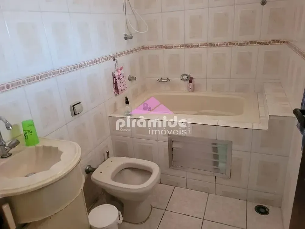 Casa, 4 quartos, 134 m² - Foto 3