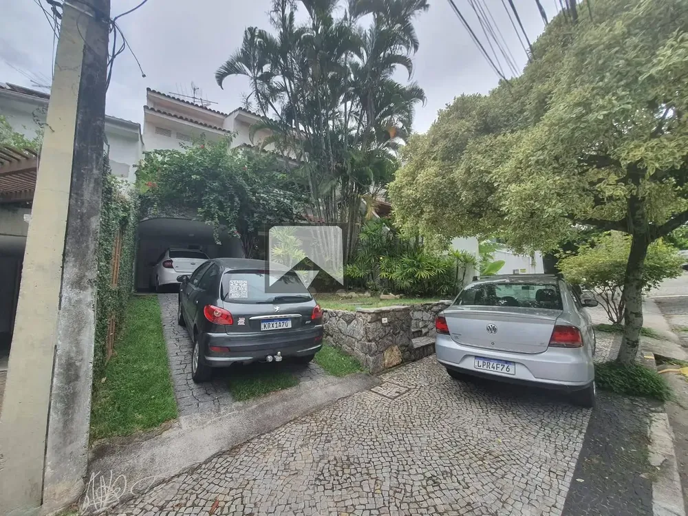 Casa, 5 quartos, 320 m² - Foto 1