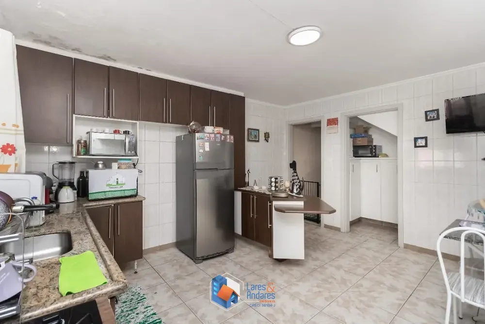 Casa, 2 quartos, 225 m² - Foto 1