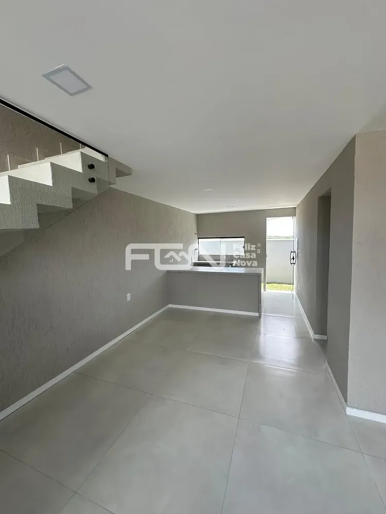 Casa, 4 quartos, 92 m² - Foto 1