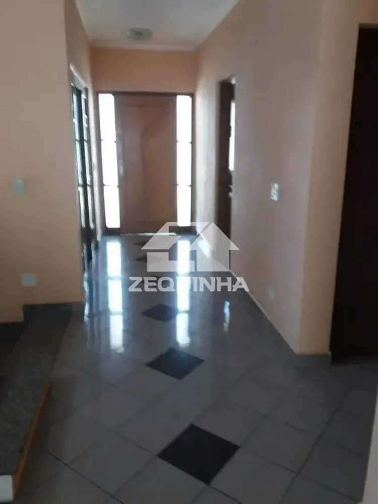 Casa, 4 quartos, 290 m² - Foto 1