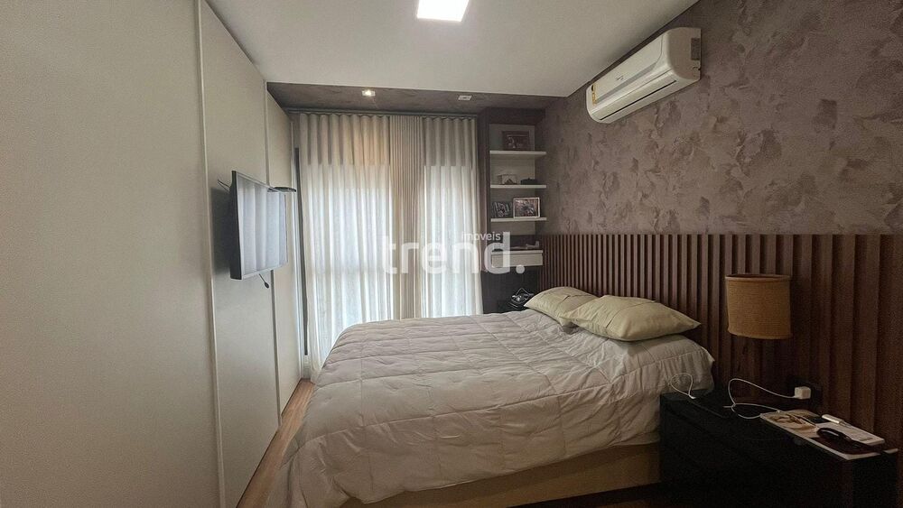 Apartamento à venda com 3 quartos, 136m² - Foto 3