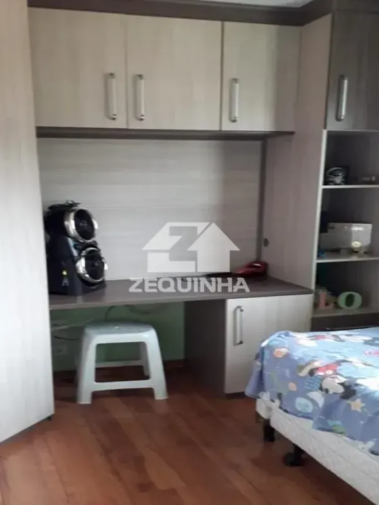 Casa, 3 quartos, 184 m² - Foto 2