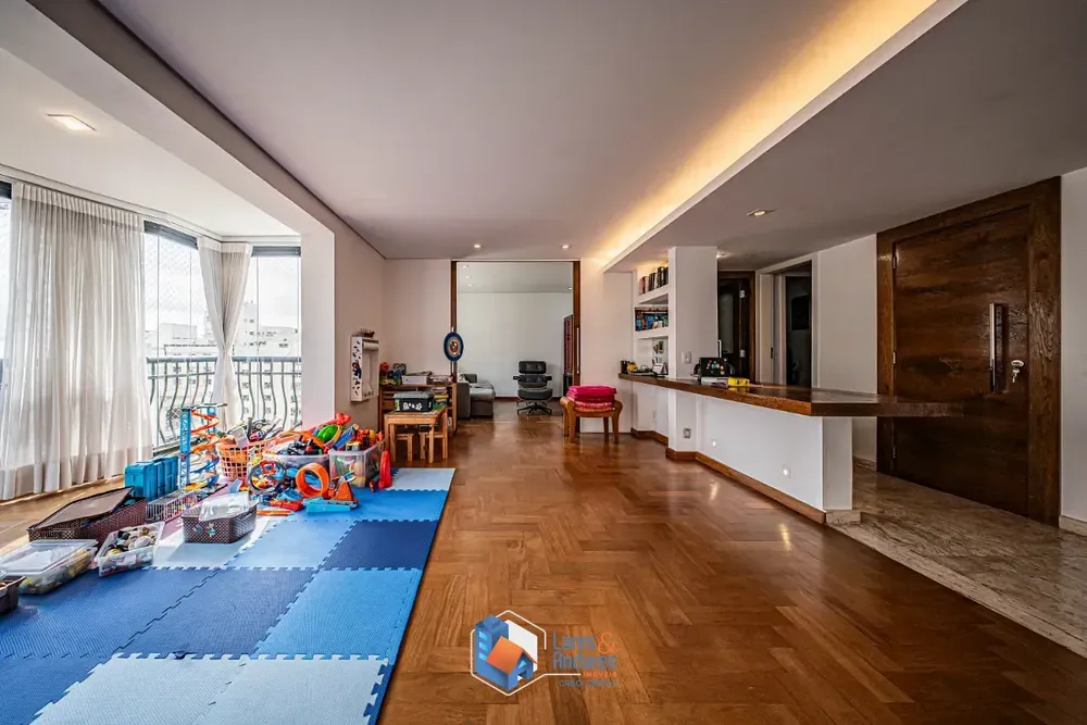 Apartamento, 4 quartos, 167 m² - Foto 2