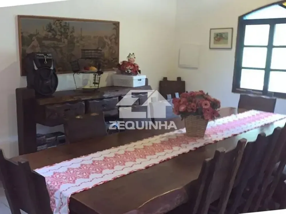 Sítio, 4 quartos, 200 m² - Foto 1