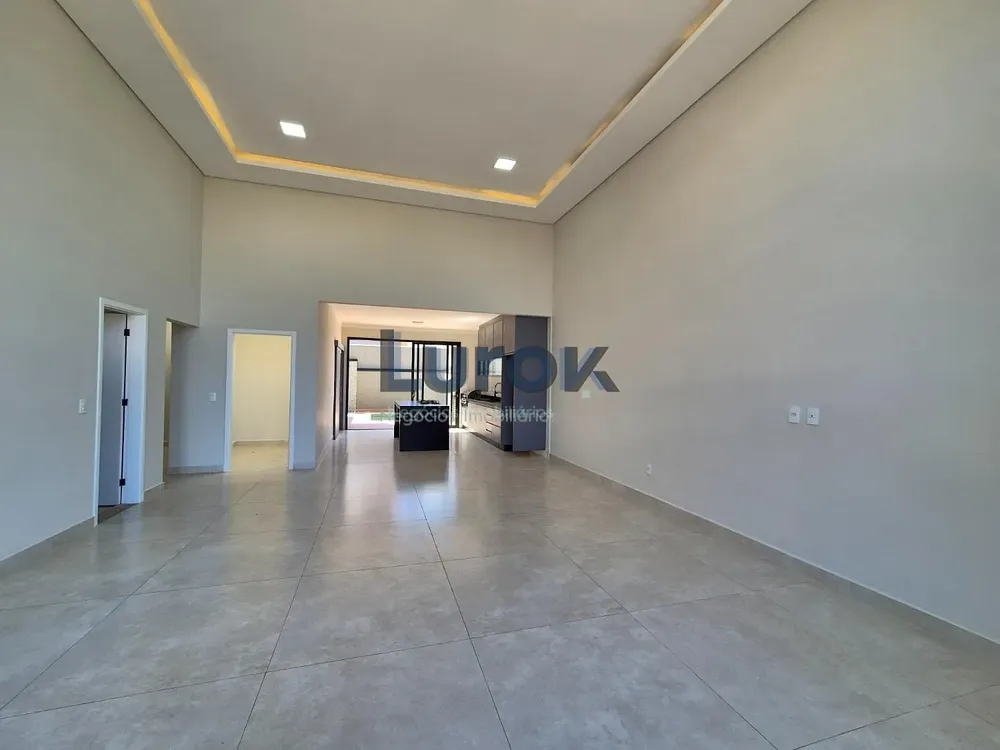 Casa, 3 quartos, 179 m² - Foto 2