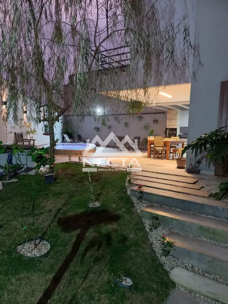Sobrado, 3 quartos, 220 m² - Foto 2