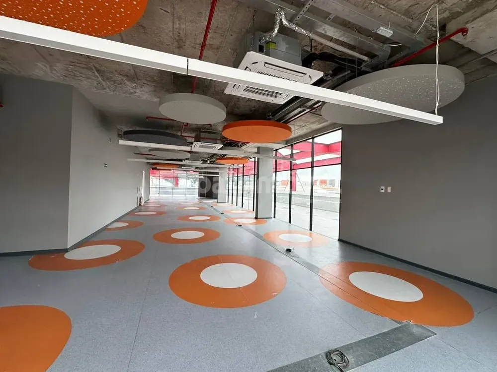 Sala-Conjunto, 609 m² - Foto 1