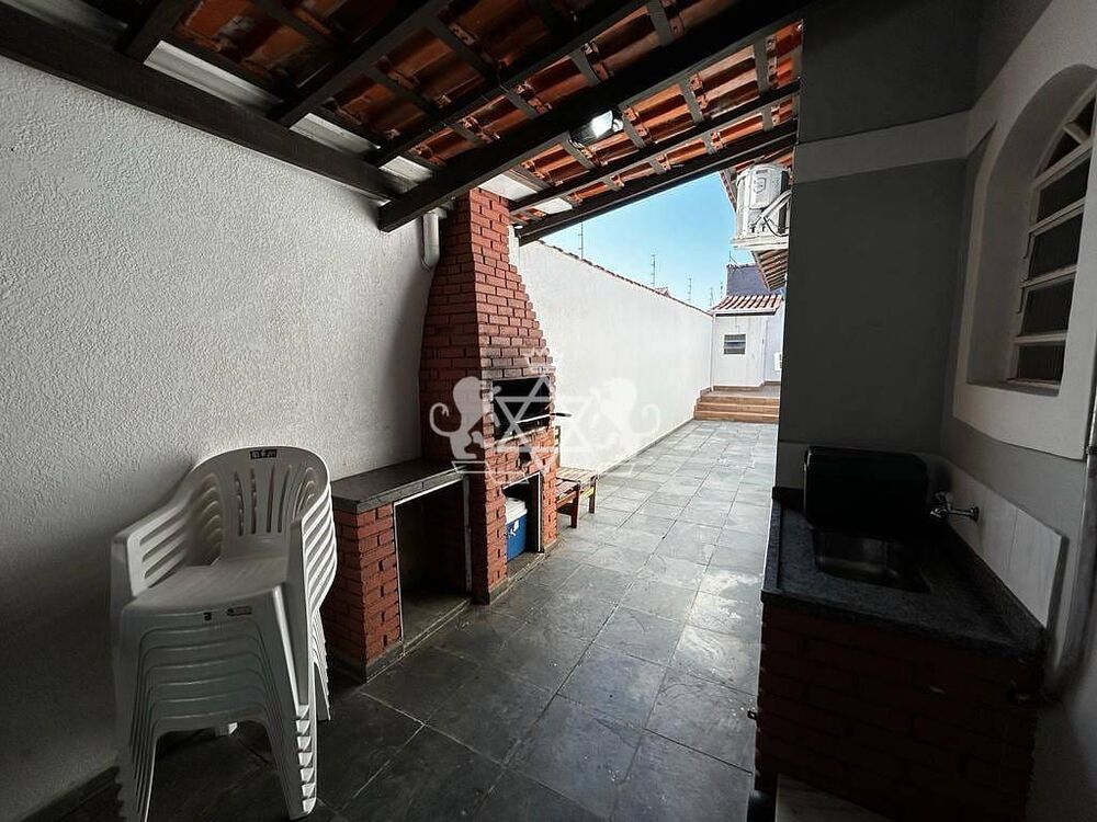 Casa à venda com 4 quartos, 204m² - Foto 7