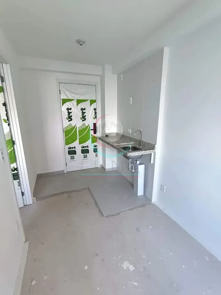 Apartamento, 1 quarto, 27 m² - Foto 2