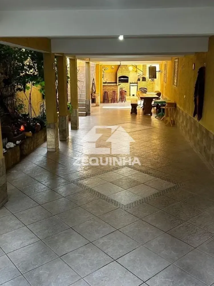 Casa, 3 quartos, 207 m² - Foto 1