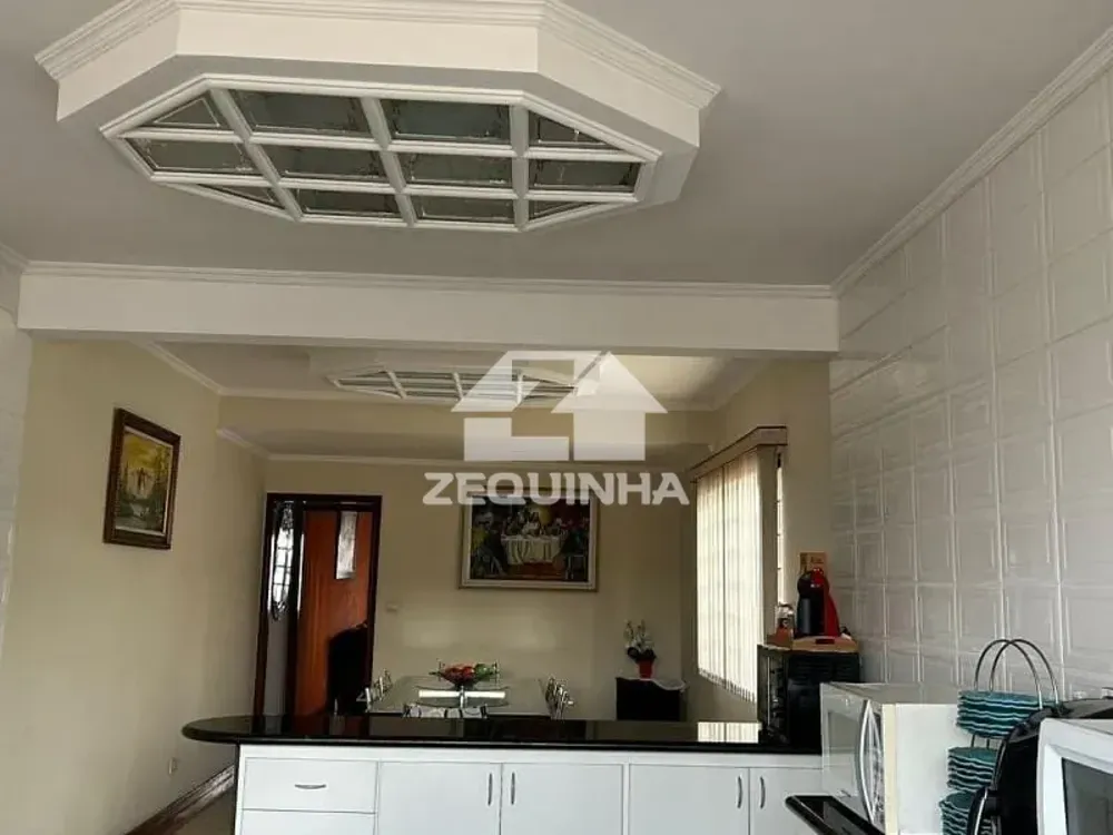 Casa, 3 quartos, 207 m² - Foto 3