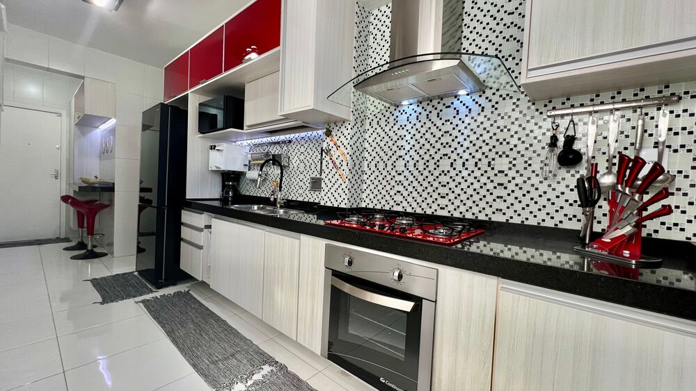 Cobertura à venda com 4 quartos, 143m² - Foto 2