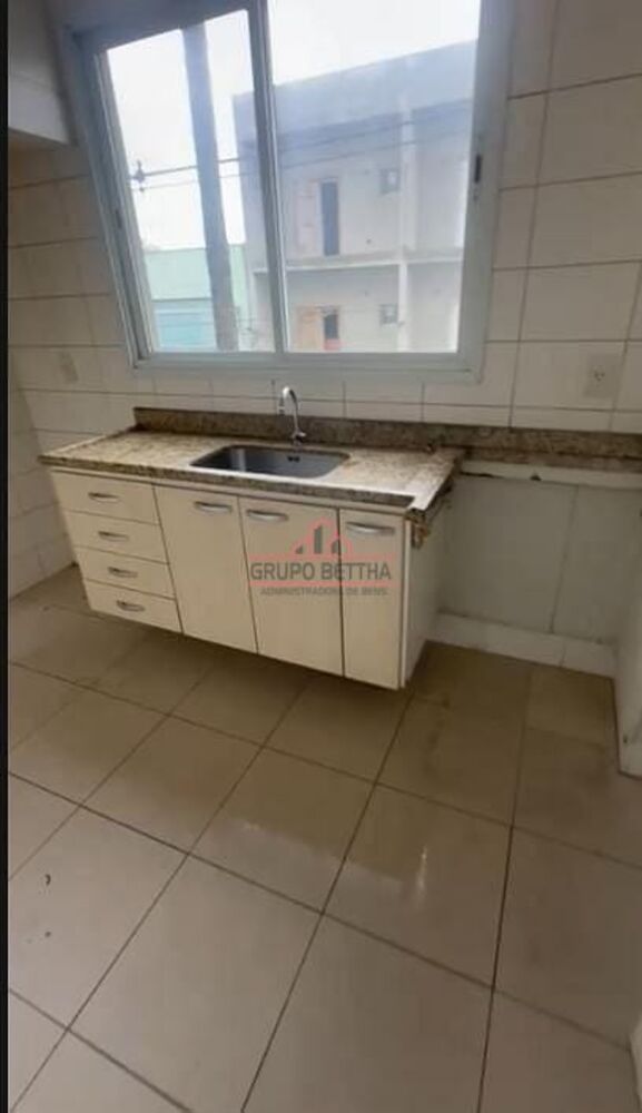 Apartamento à venda com 2 quartos, 66m² - Foto 4