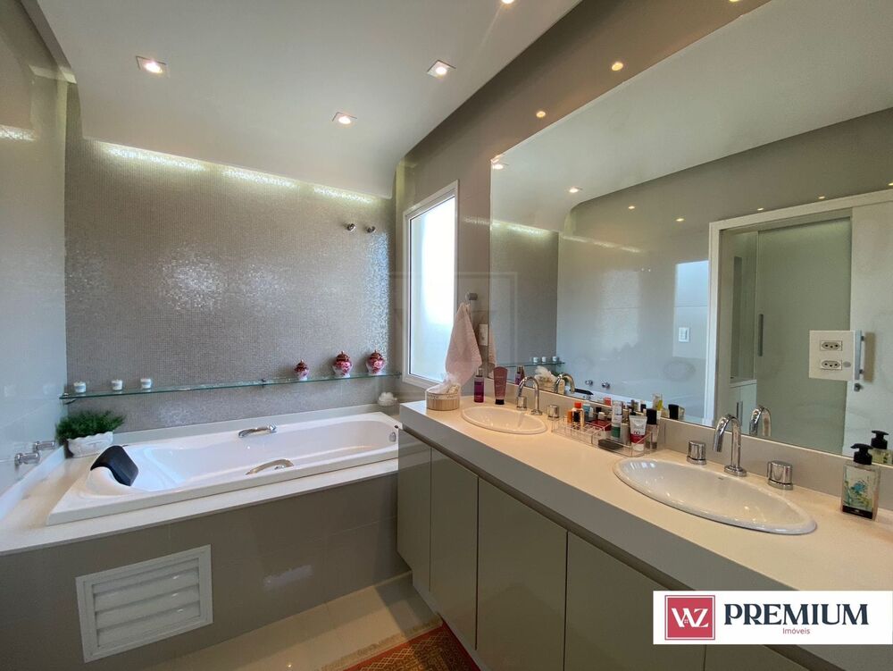 Casa à venda com 3 quartos, 385m² - Foto 3