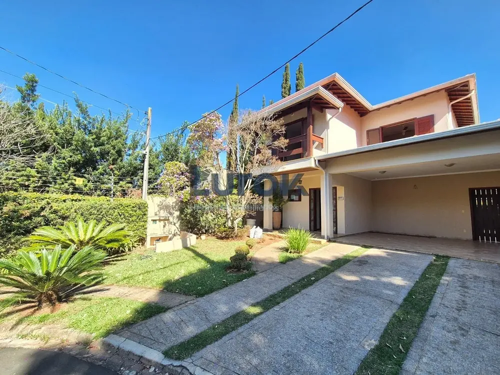 Casa, 4 quartos, 222 m² - Foto 1