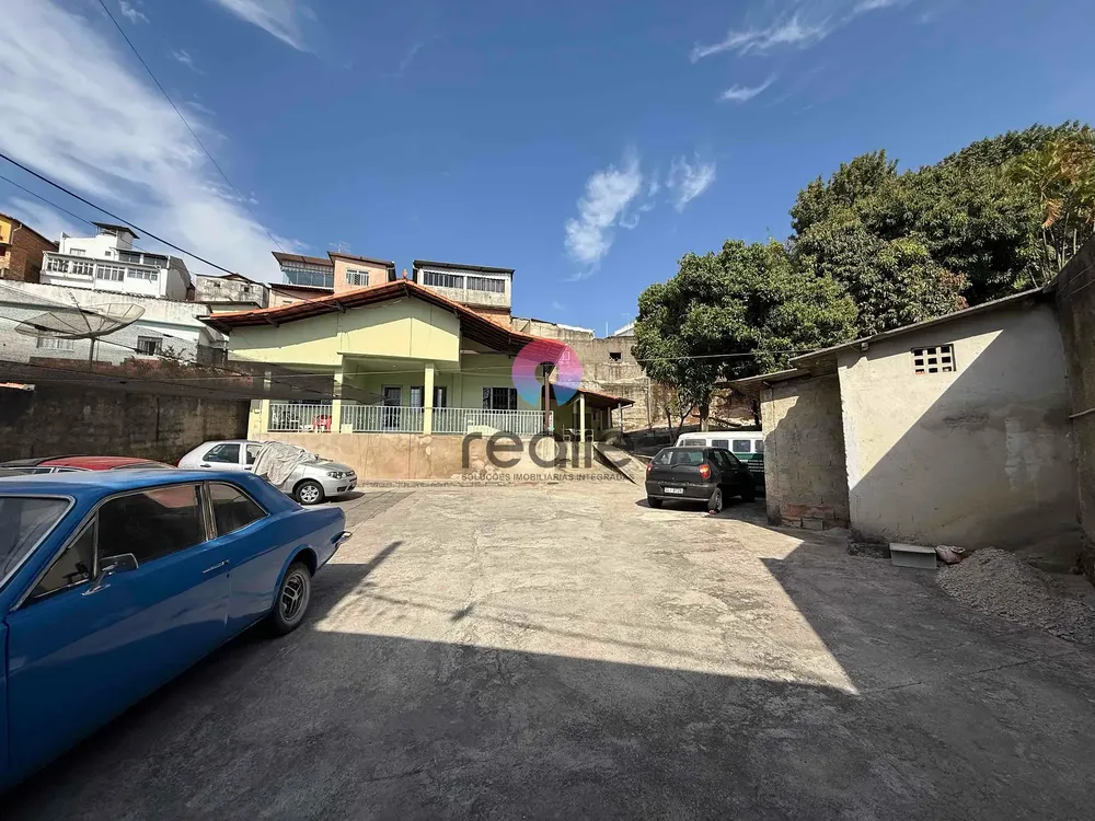 Casa, 4 quartos, 193 m² - Foto 1