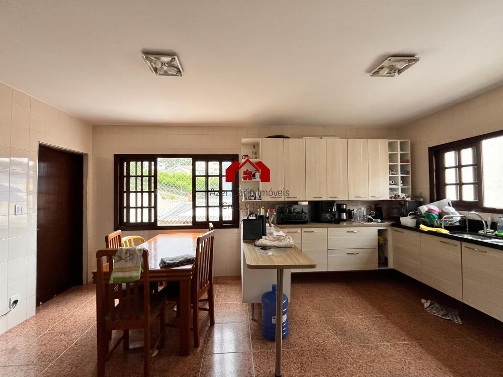 Casa, 3 quartos, 235 m² - Foto 10