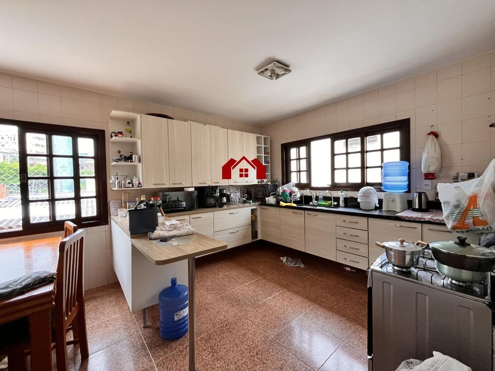 Casa, 3 quartos, 235 m² - Foto 22