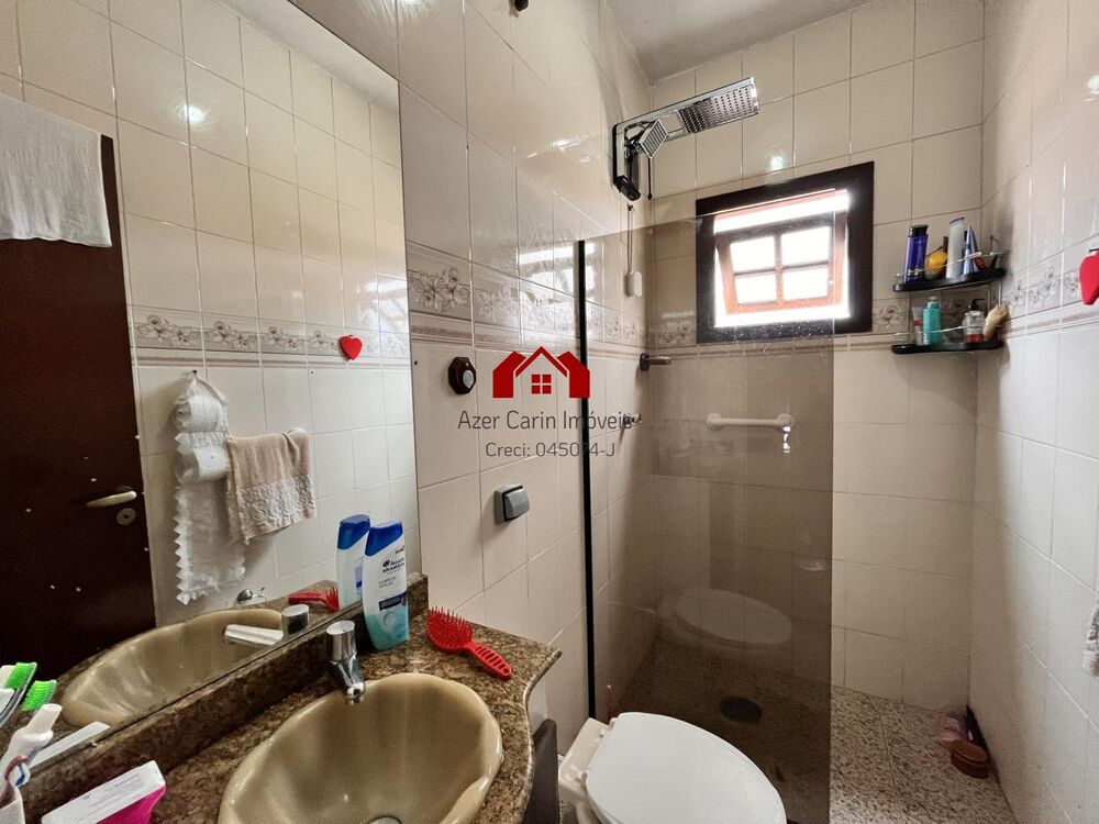 Casa, 3 quartos, 235 m² - Foto 2