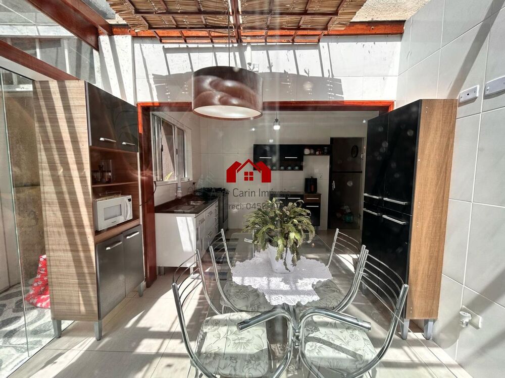Casa à venda com 2 quartos, 60m² - Foto 17