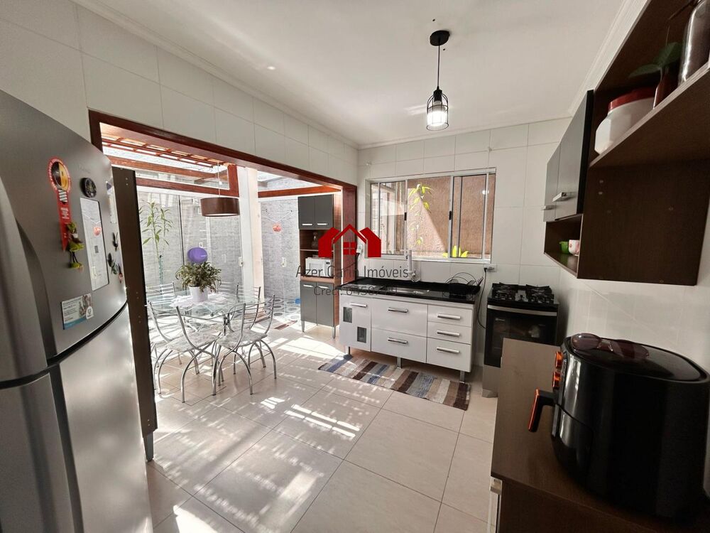 Casa à venda com 2 quartos, 60m² - Foto 22