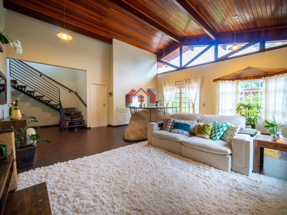 Casa à venda com 4 quartos, 255m² - Foto 8