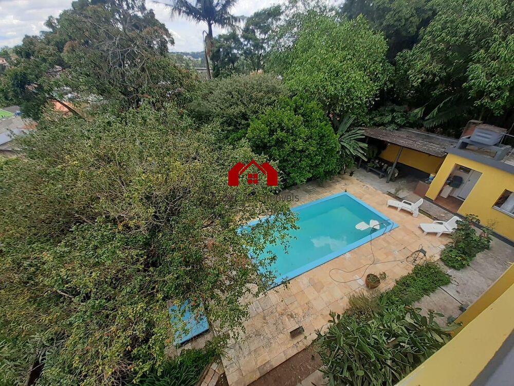 Casa, 3 quartos, 290 m² - Foto 1