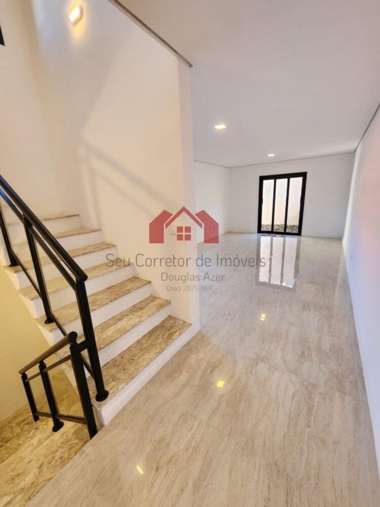 Casa à venda com 3 quartos, 143m² - Foto 4