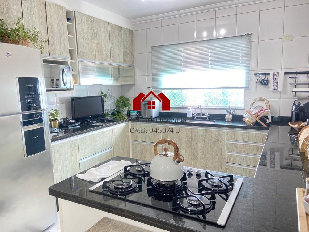 Casa, 3 quartos, 240 m² - Foto 32