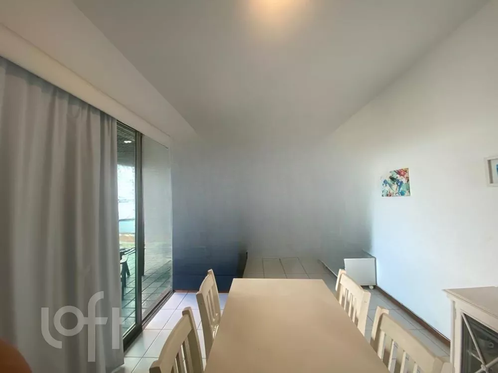 Apartamento à venda com 2 quartos, 90m² - Foto 2