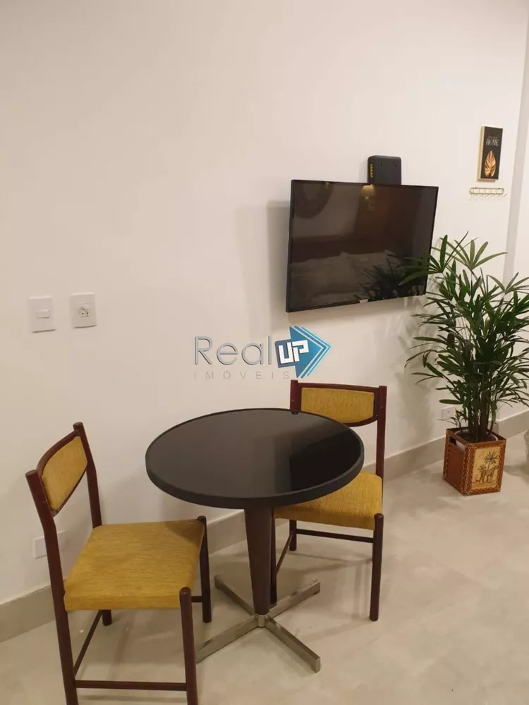 Apartamento à venda com 1 quarto, 28m² - Foto 7