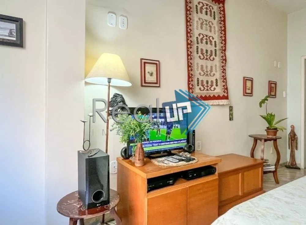 Apartamento à venda com 1 quarto, 35m² - Foto 4