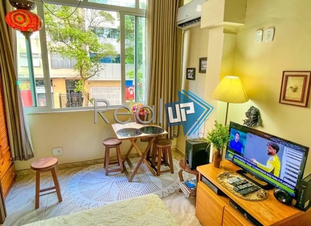 Apartamento à venda com 1 quarto, 35m² - Foto 1