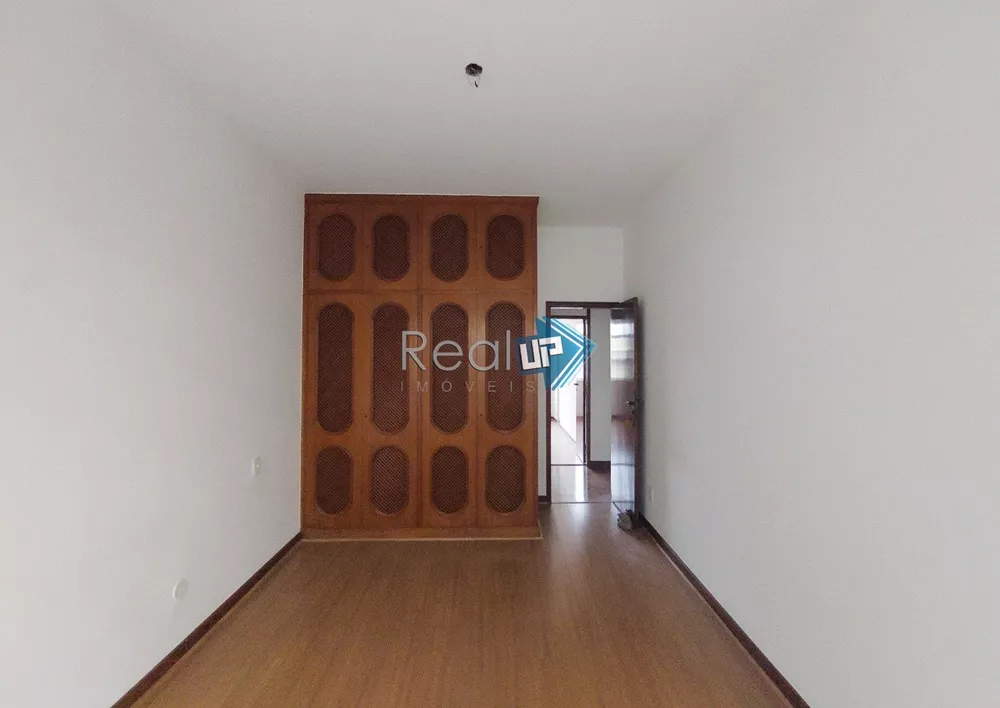 Apartamento à venda com 3 quartos, 195m² - Foto 9