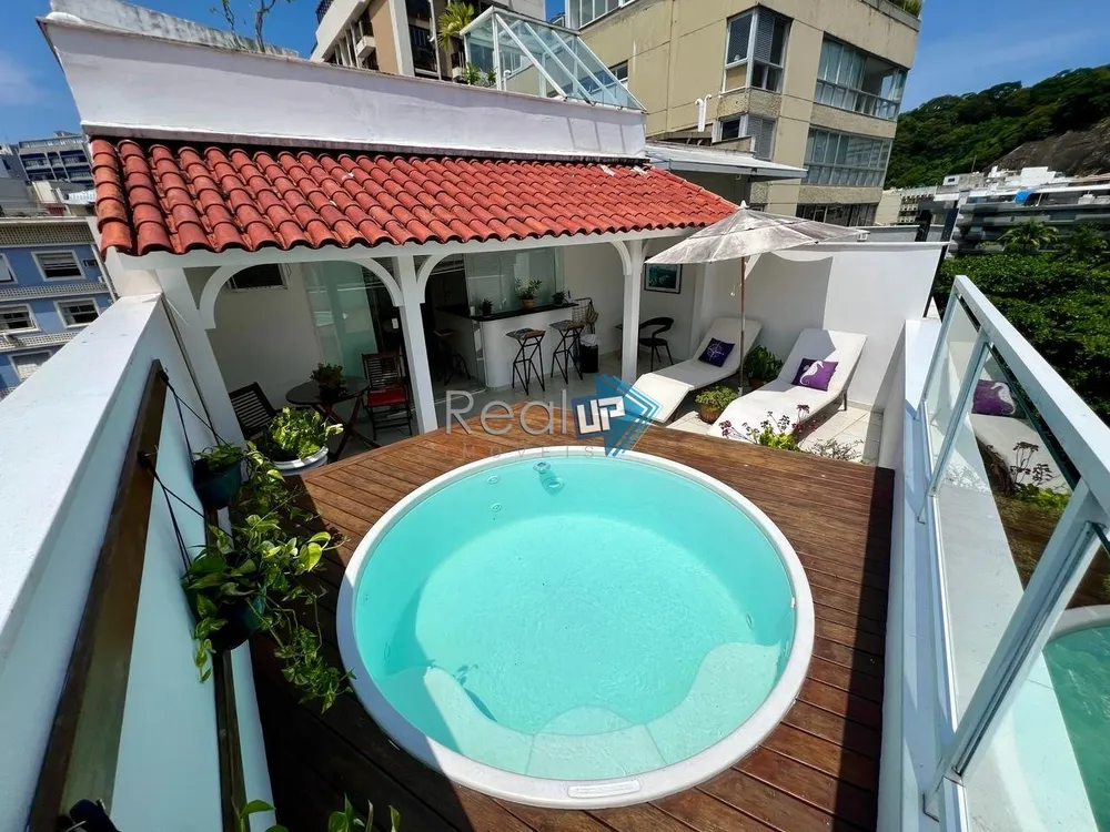 Apartamento, 3 quartos, 216 m² - Foto 1