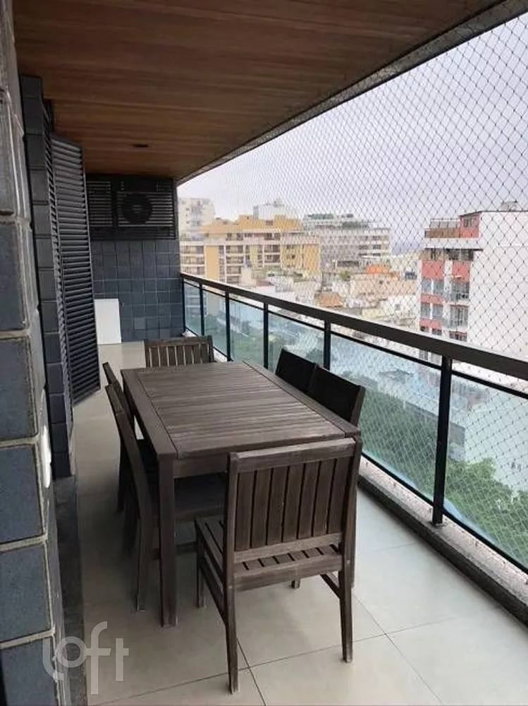 Apartamento à venda com 2 quartos, 85m² - Foto 1