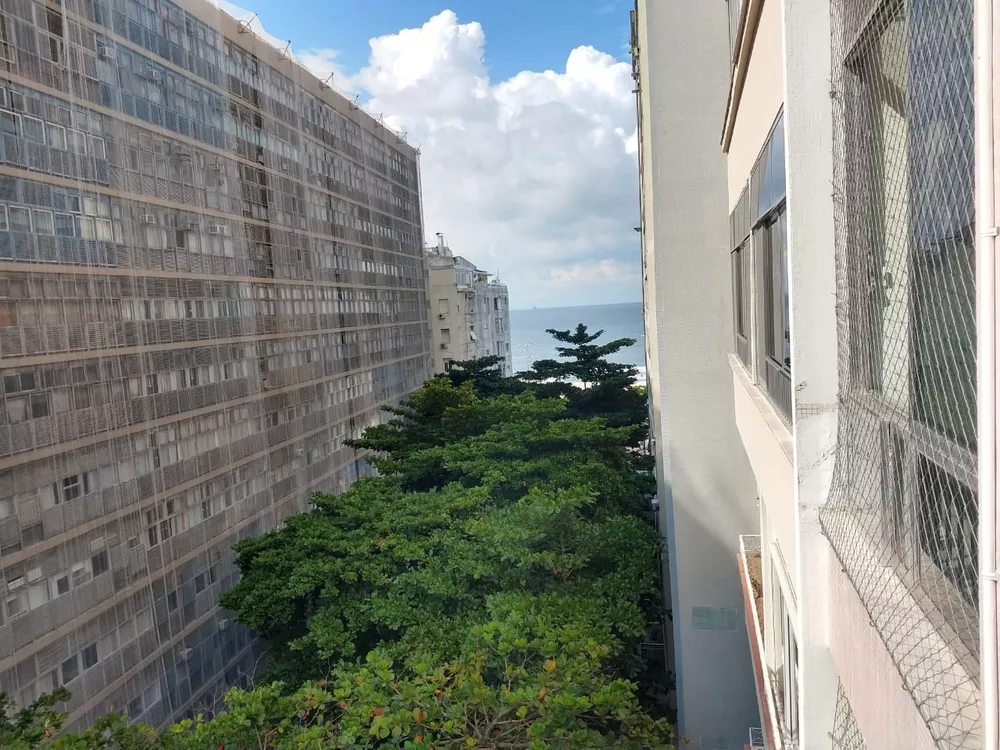 Apartamento à venda com 3 quartos, 108m² - Foto 1