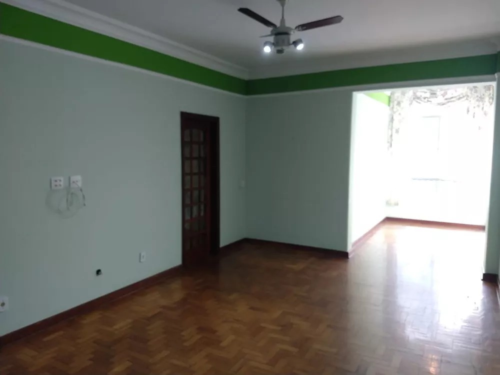 Apartamento à venda com 3 quartos, 108m² - Foto 3