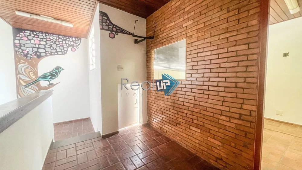 Casa Comercial à venda com 3 quartos, 165m² - Foto 3