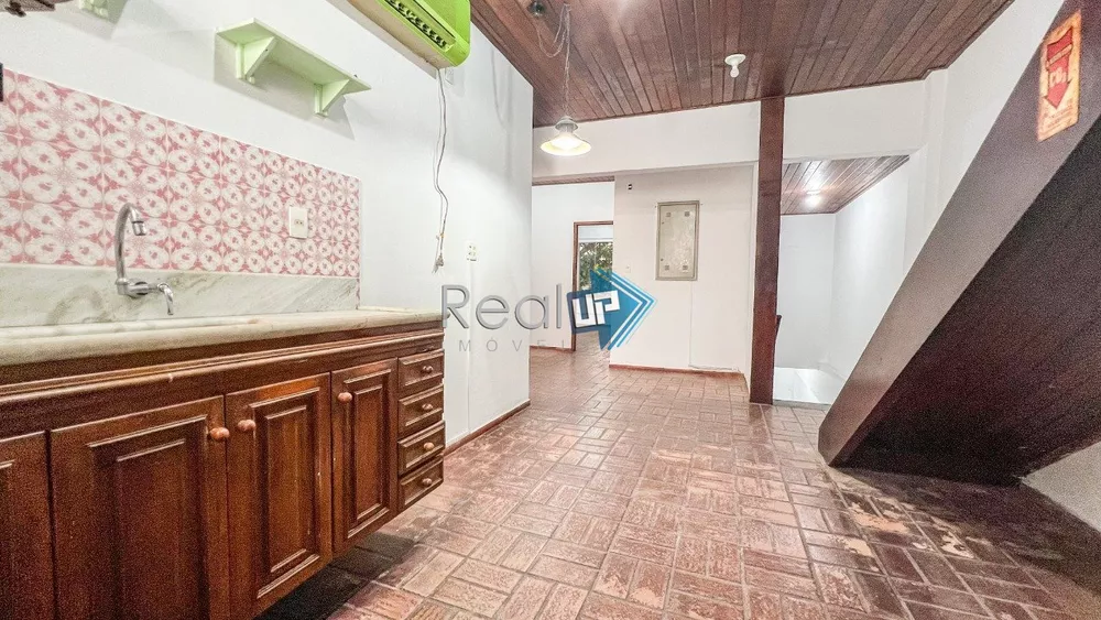 Casa Comercial à venda com 3 quartos, 165m² - Foto 6