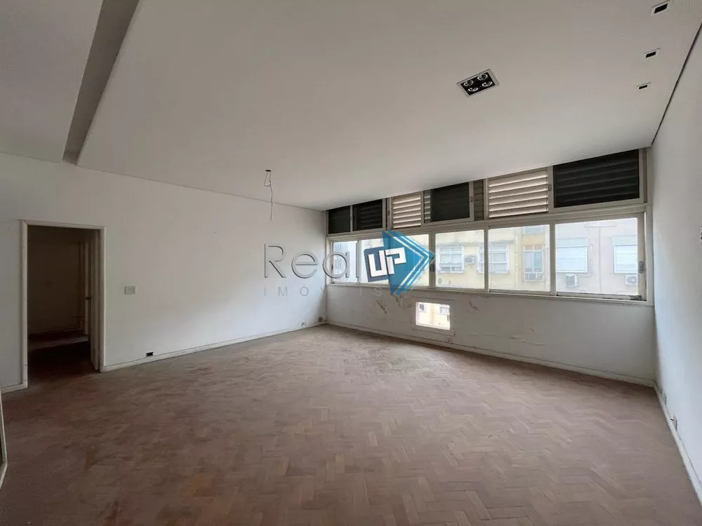 Apartamento à venda com 3 quartos, 152m² - Foto 1