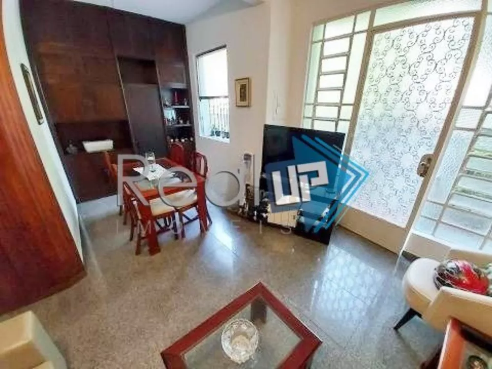 Casa à venda com 3 quartos, 170m² - Foto 10