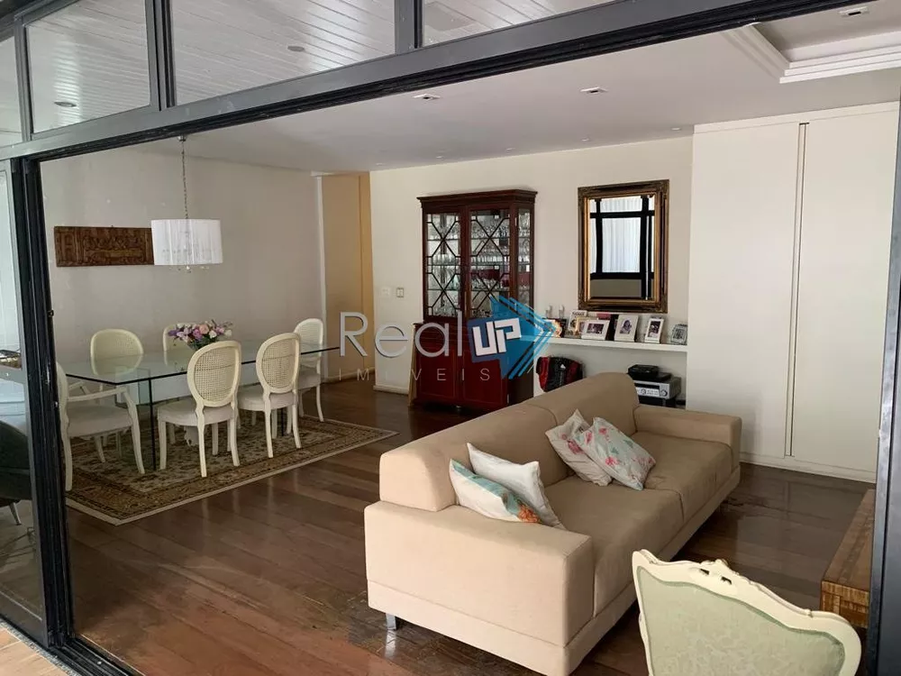 Apartamento à venda com 3 quartos, 188m² - Foto 4