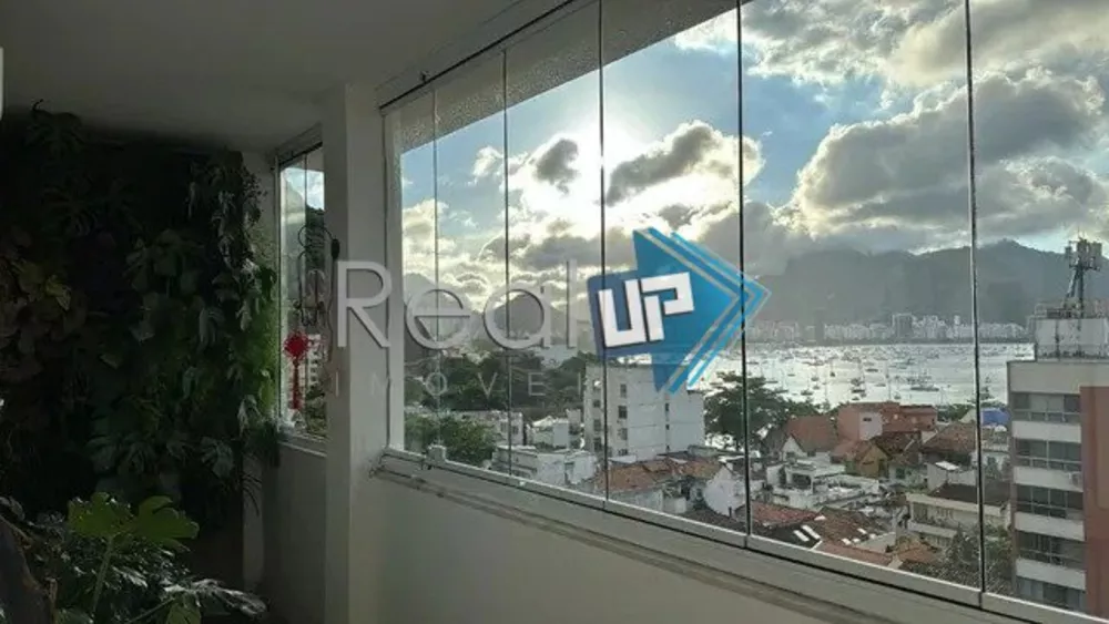 Apartamento à venda com 3 quartos, 118m² - Foto 2