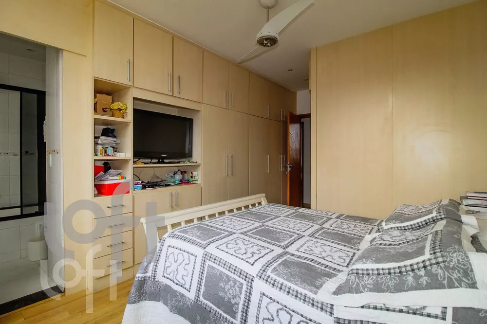 Apartamento à venda com 4 quartos, 288m² - Foto 8